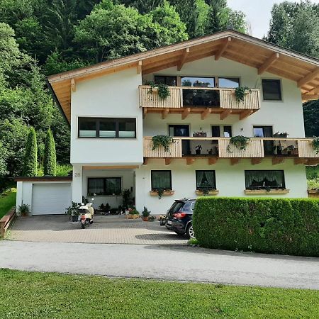 Gemuetliche Wohnung 10 Minuten Vom See Entfernt Zell am See Eksteriør billede